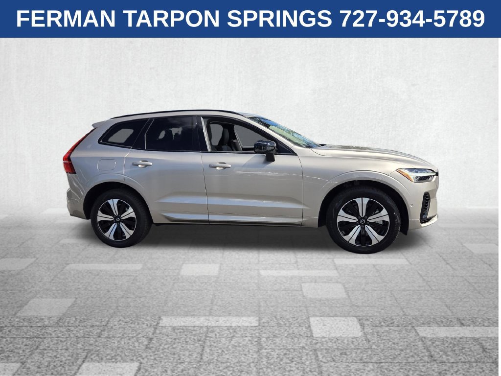 Certified 2024 Volvo XC60 T8 Plus w/ Protection Package Premier AWD/4WD image 9
