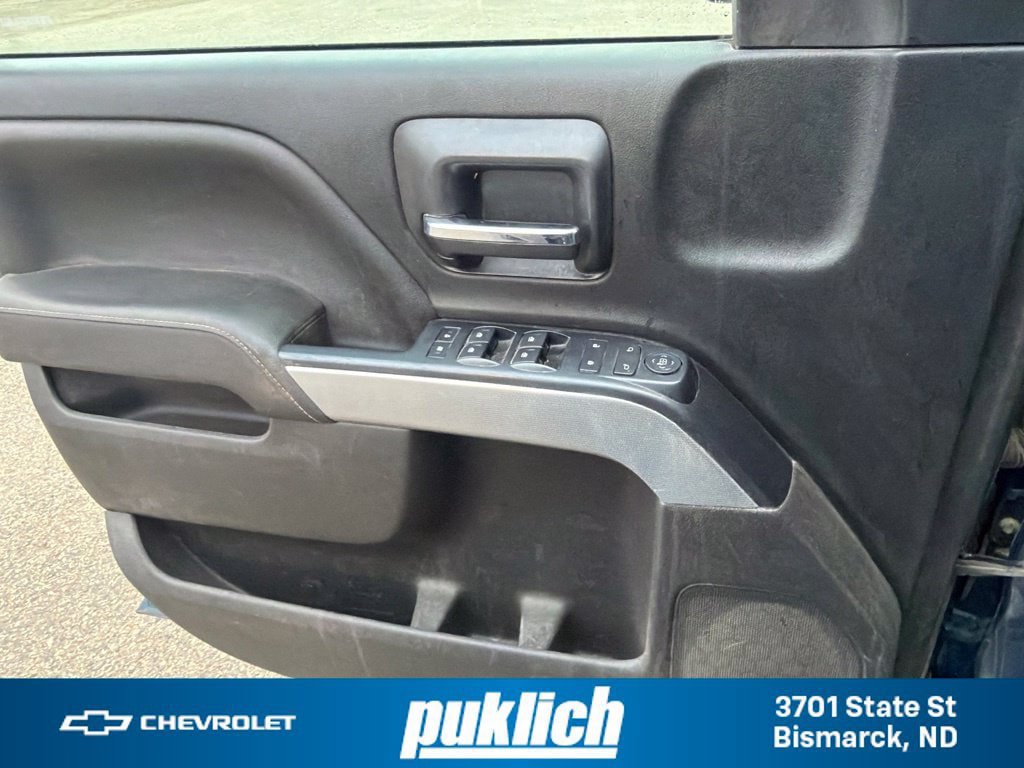 Used 2017 Chevrolet Silverado 1500 LT w/ All Star Edition AWD/4WD image 22
