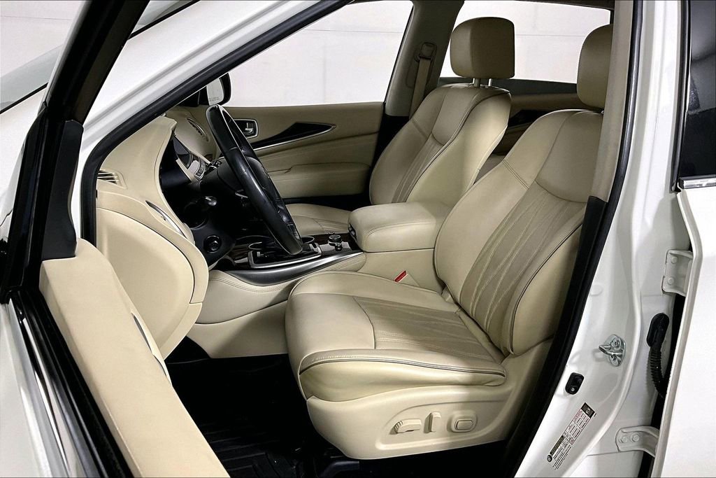 Used 2018 INFINITI QX60 Luxe w/ Deluxe Technology Package image 25