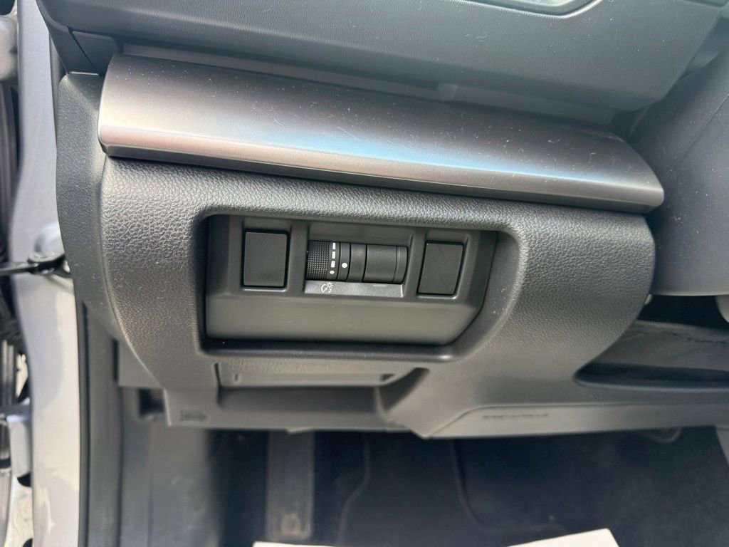 Used 2024 Subaru Impreza 2.0i image 17