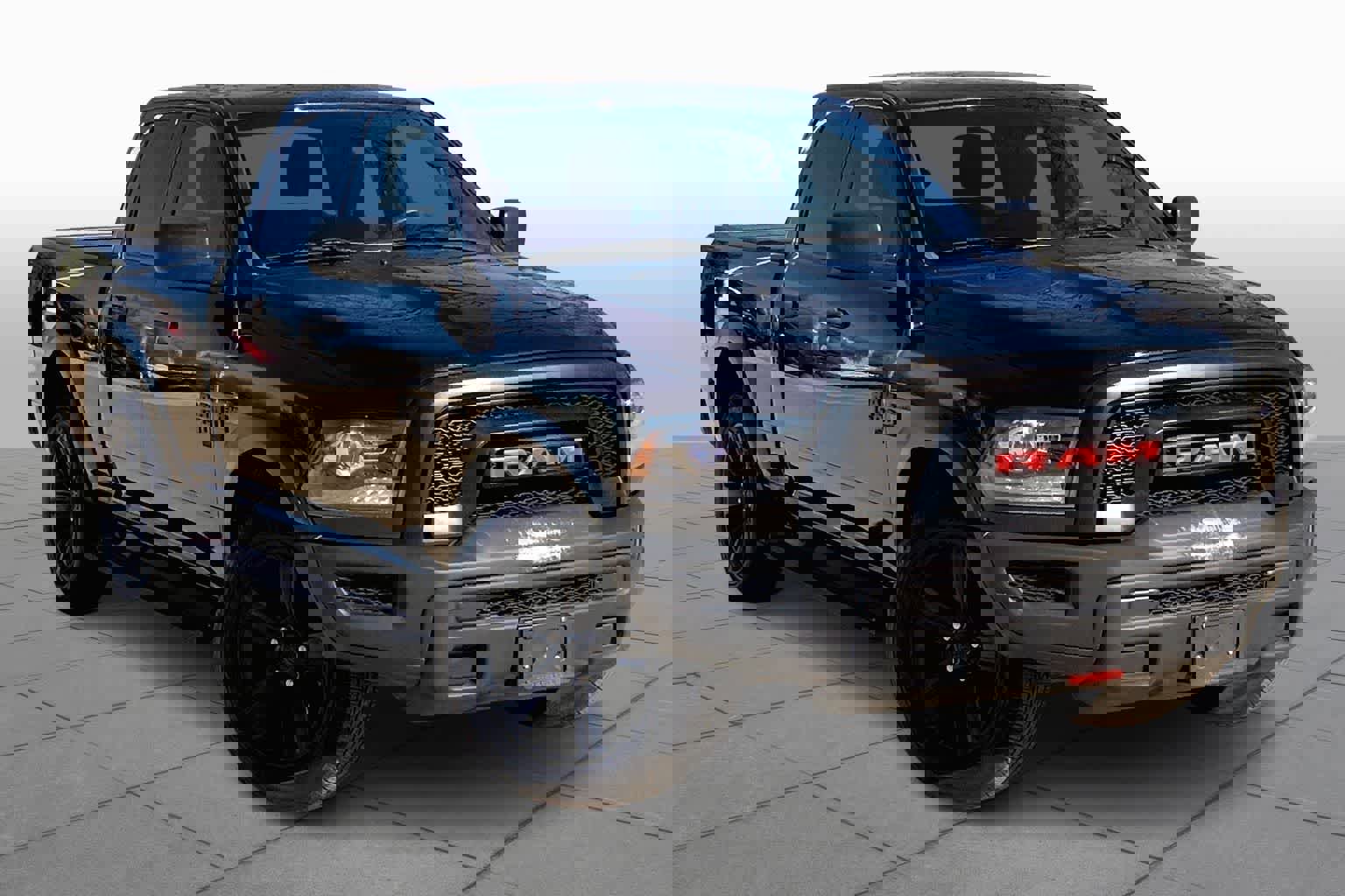 Used 2021 RAM 1500 Classic Warlock image 2