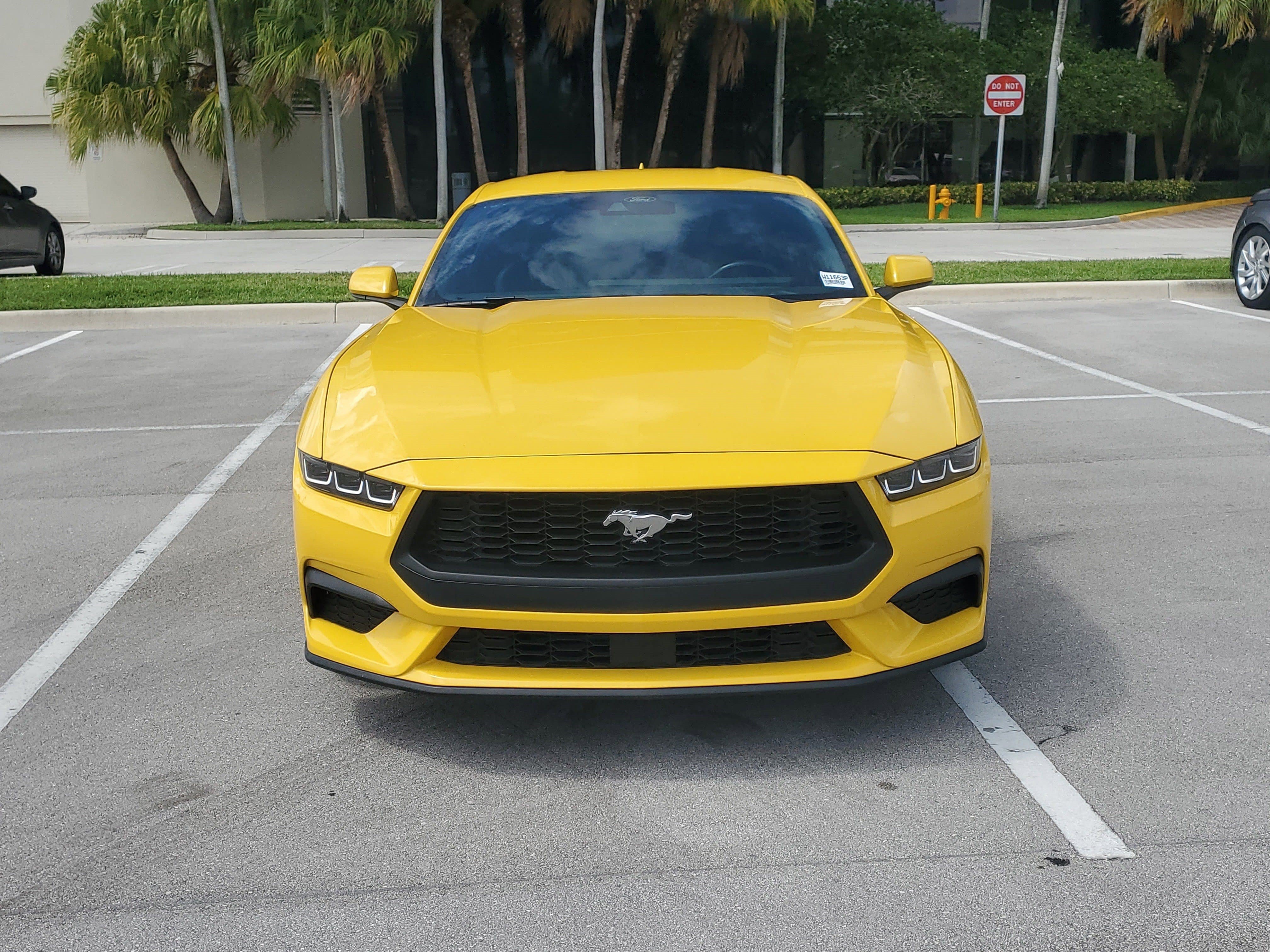 Used 2024 Ford Mustang Premium RWD image 8