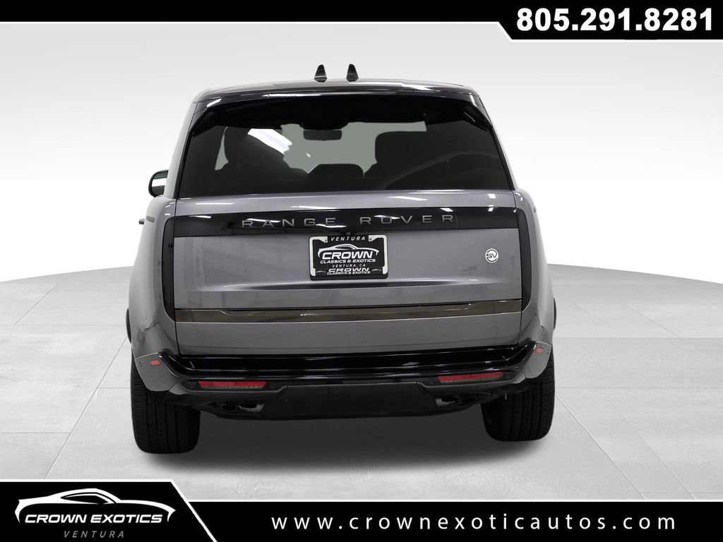 Used 2024 Land Rover Range Rover SV AWD/4WD image 6