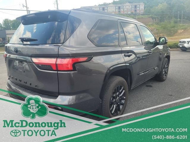 Used 2024 Toyota Sequoia Platinum AWD/4WD image 9