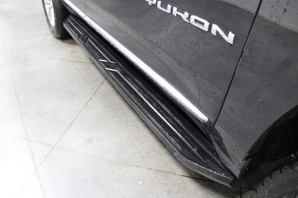 Used 2024 GMC Yukon SLT image 16