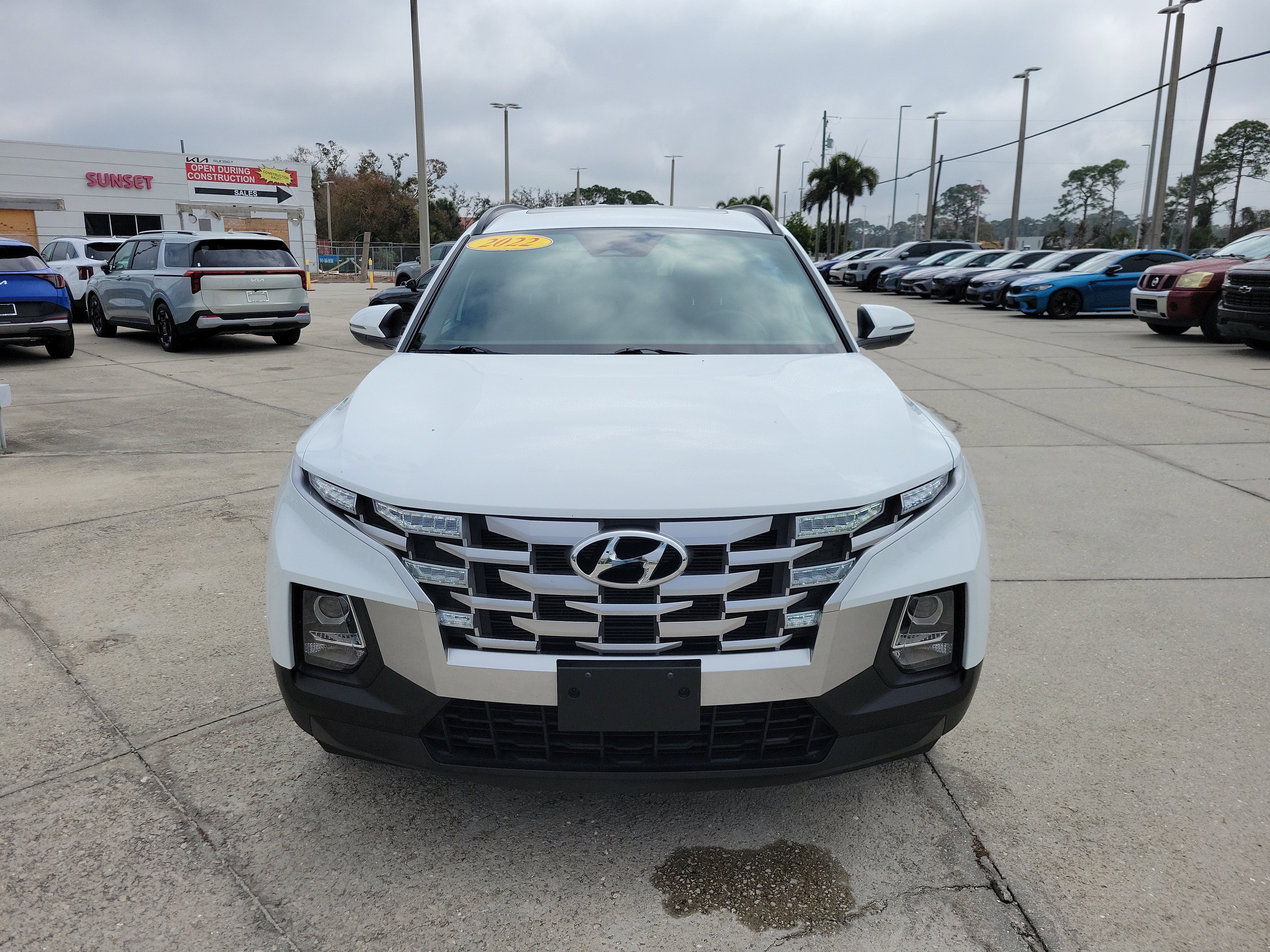 Used 2022 Hyundai Santa Cruz SEL w/ Activity Package image 2