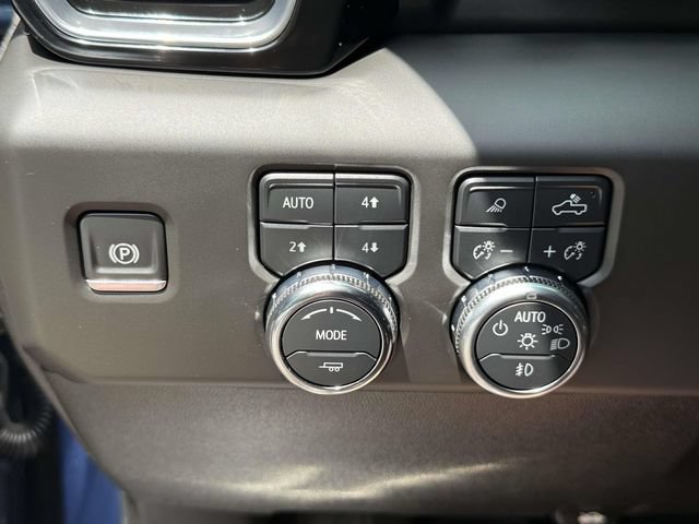 Certified 2025 GMC Sierra 3500 Denali Ultimate AWD/4WD image 24