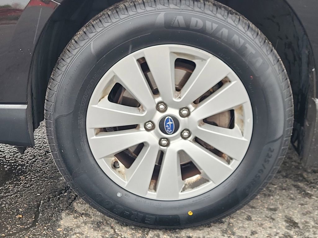 Used 2019 Subaru Outback 2.5i Premium AWD/4WD image 17
