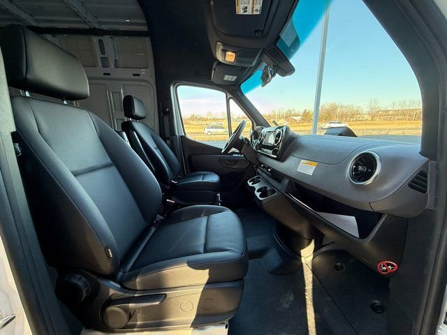 New 2025 Mercedes-Benz Sprinter 3500 image 21