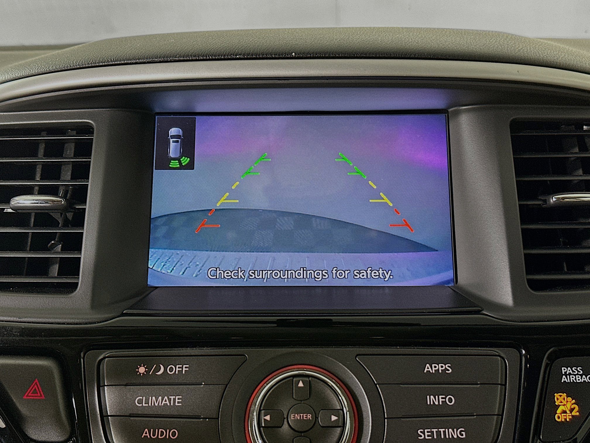 Used 2018 Nissan Pathfinder SV image 24