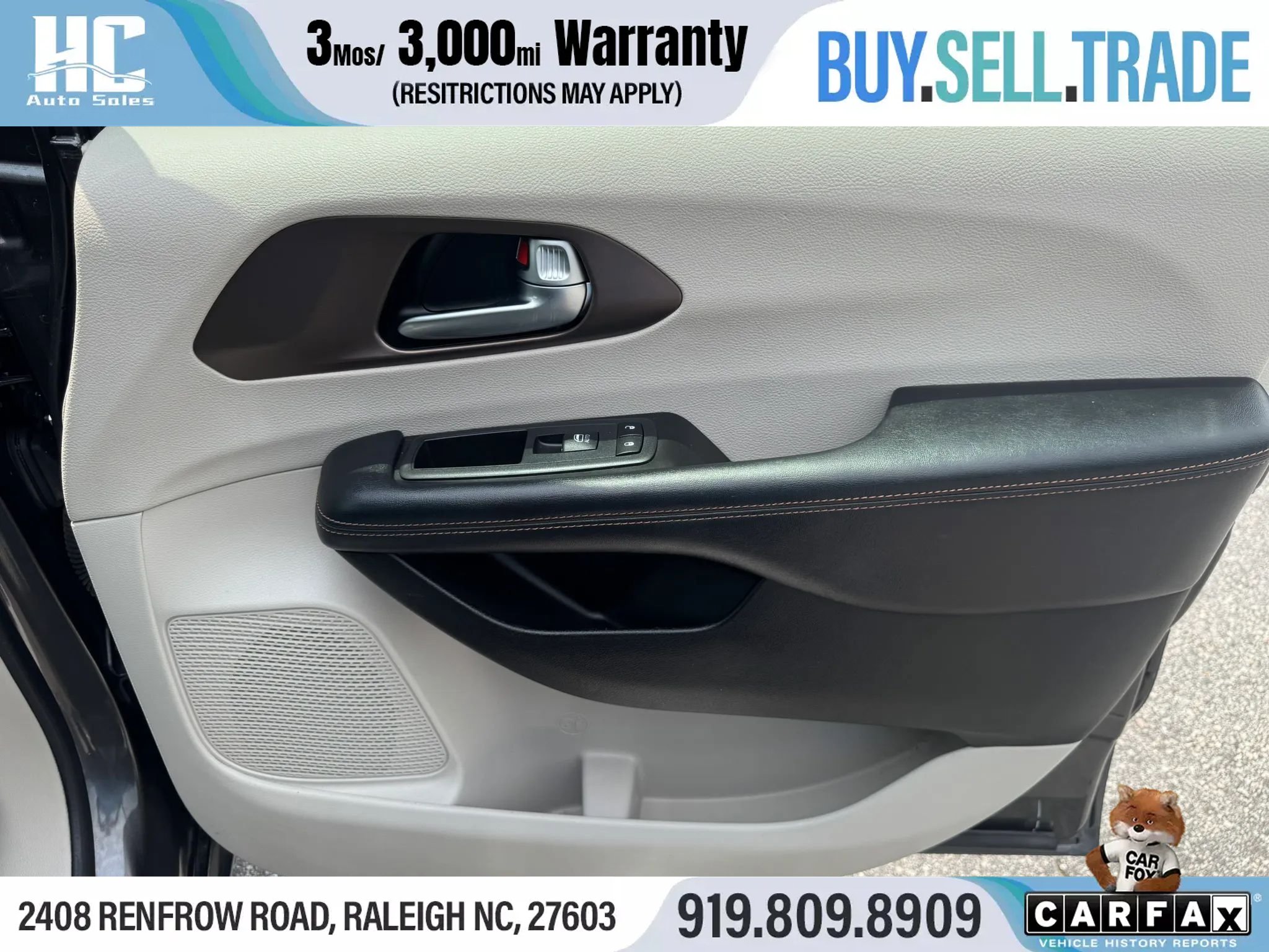 Used 2019 Chrysler Pacifica Touring-L FWD image 20