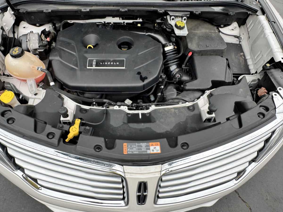 Used 2017 Lincoln MKC Reserve w/ Lincoln MKC Climate Package FWD image 21