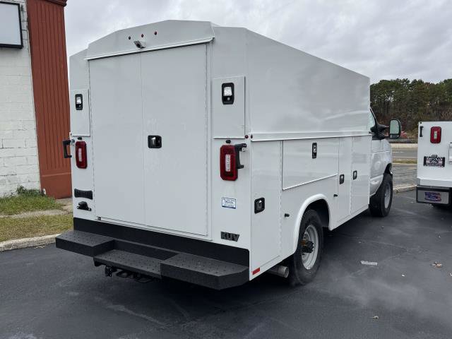 New 2026 Ford E-350 and Econoline 350 Super Duty w/ Power Equipment Group image 5