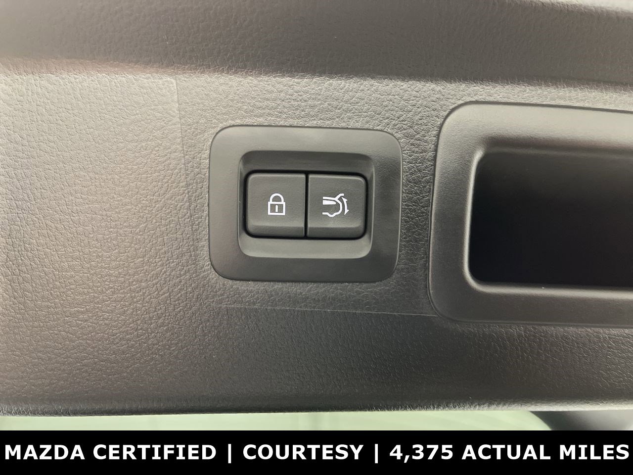 Certified 2025 MAZDA CX-50 2.5 Hybrid w/ Cargo Package AWD/4WD image 30