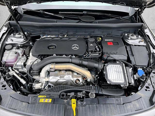 New 2026 Mercedes-Benz GLB 250 image 13