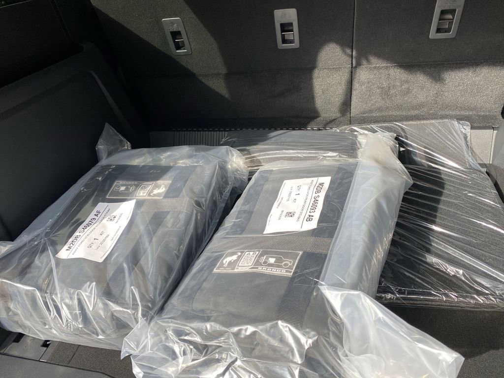 New 2025 Ford Bronco Outer Banks w/ Sasquatch Package image 19