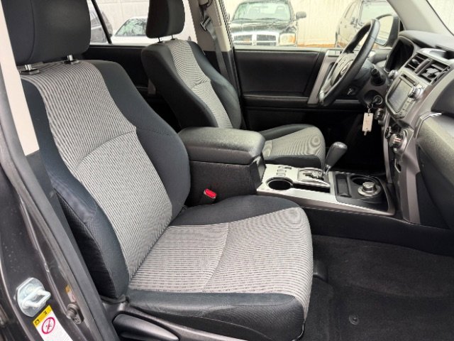 Used 2014 Toyota 4Runner 4WD image 32