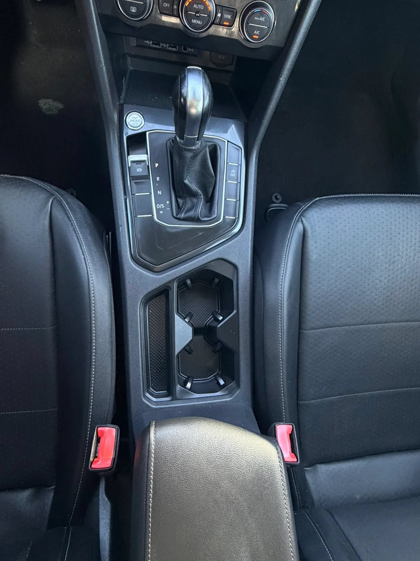 Used 2019 Volkswagen Tiguan SE w/ Panoramic Sunroof Package FWD image 29