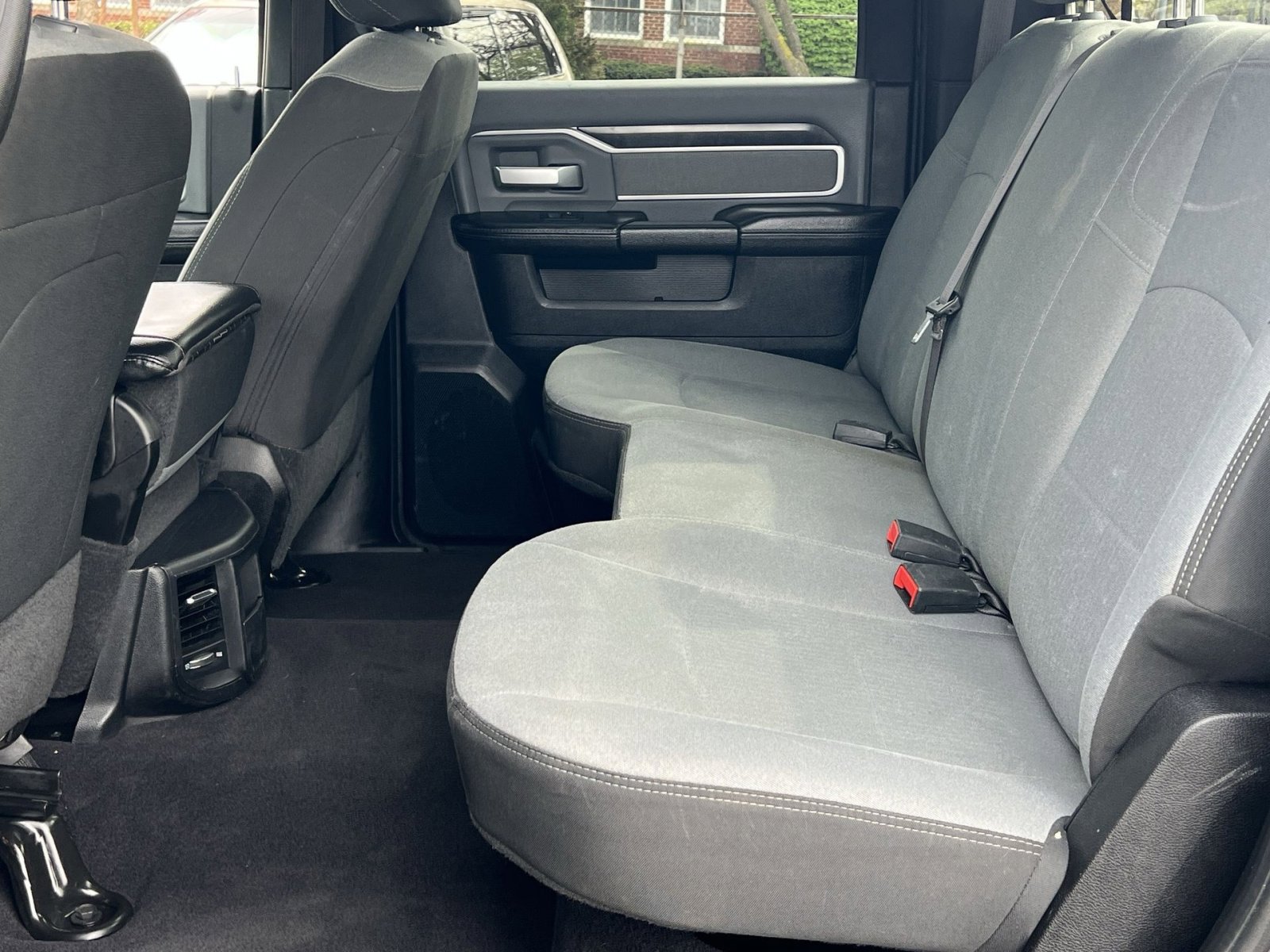 Used 2022 RAM 2500 Big Horn AWD/4WD image 29