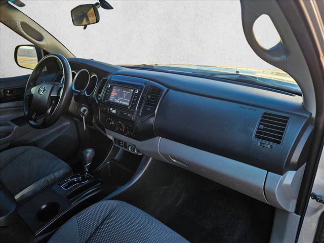 Used 2014 Toyota Tacoma PreRunner image 20