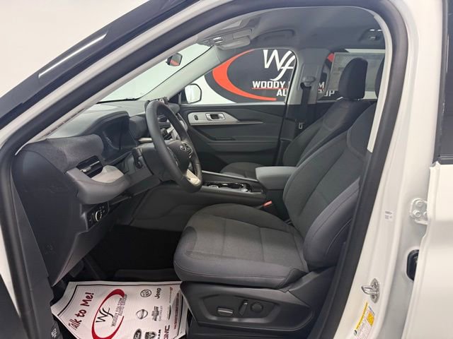 New 2026 Ford Explorer Active RWD image 11