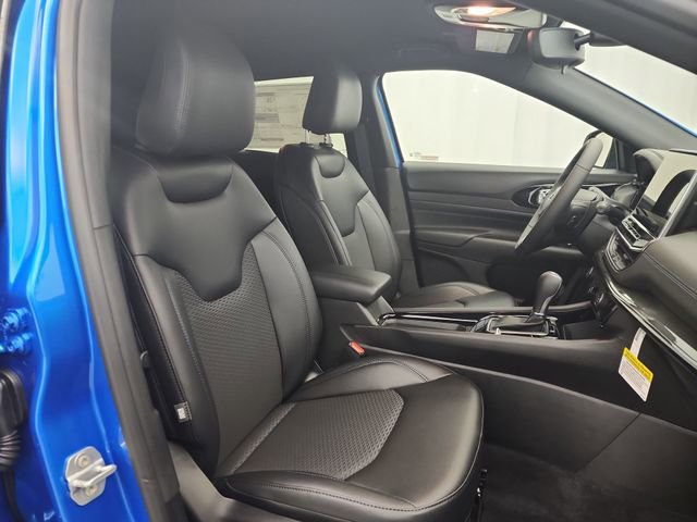 New 2026 Jeep Compass Latitude AWD/4WD image 25
