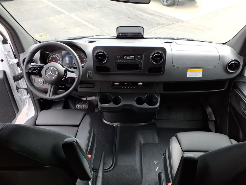 New 2026 Mercedes-Benz Sprinter 2500 image 27