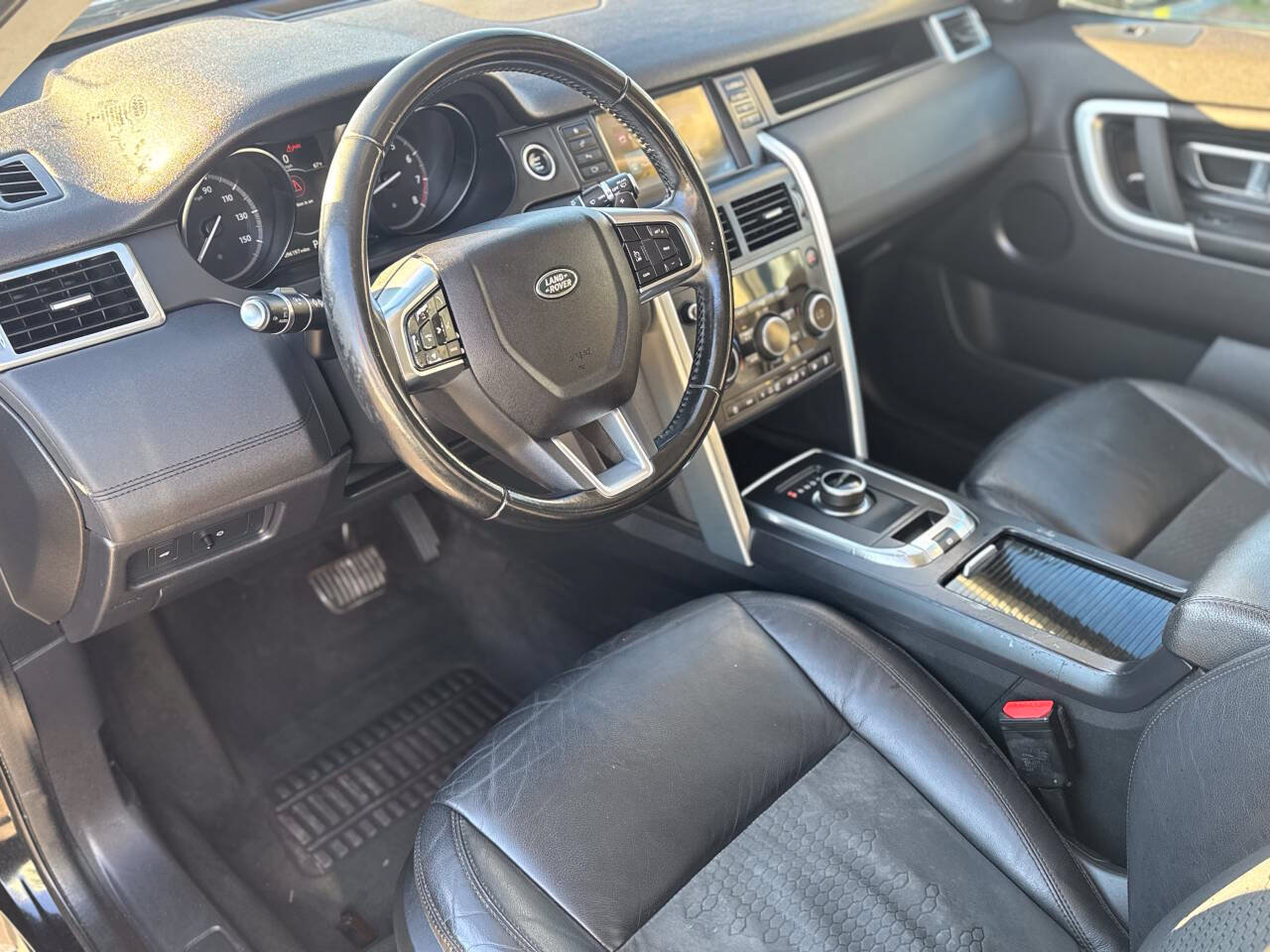 Used 2018 Land Rover Discovery Sport SE AWD/4WD image 8