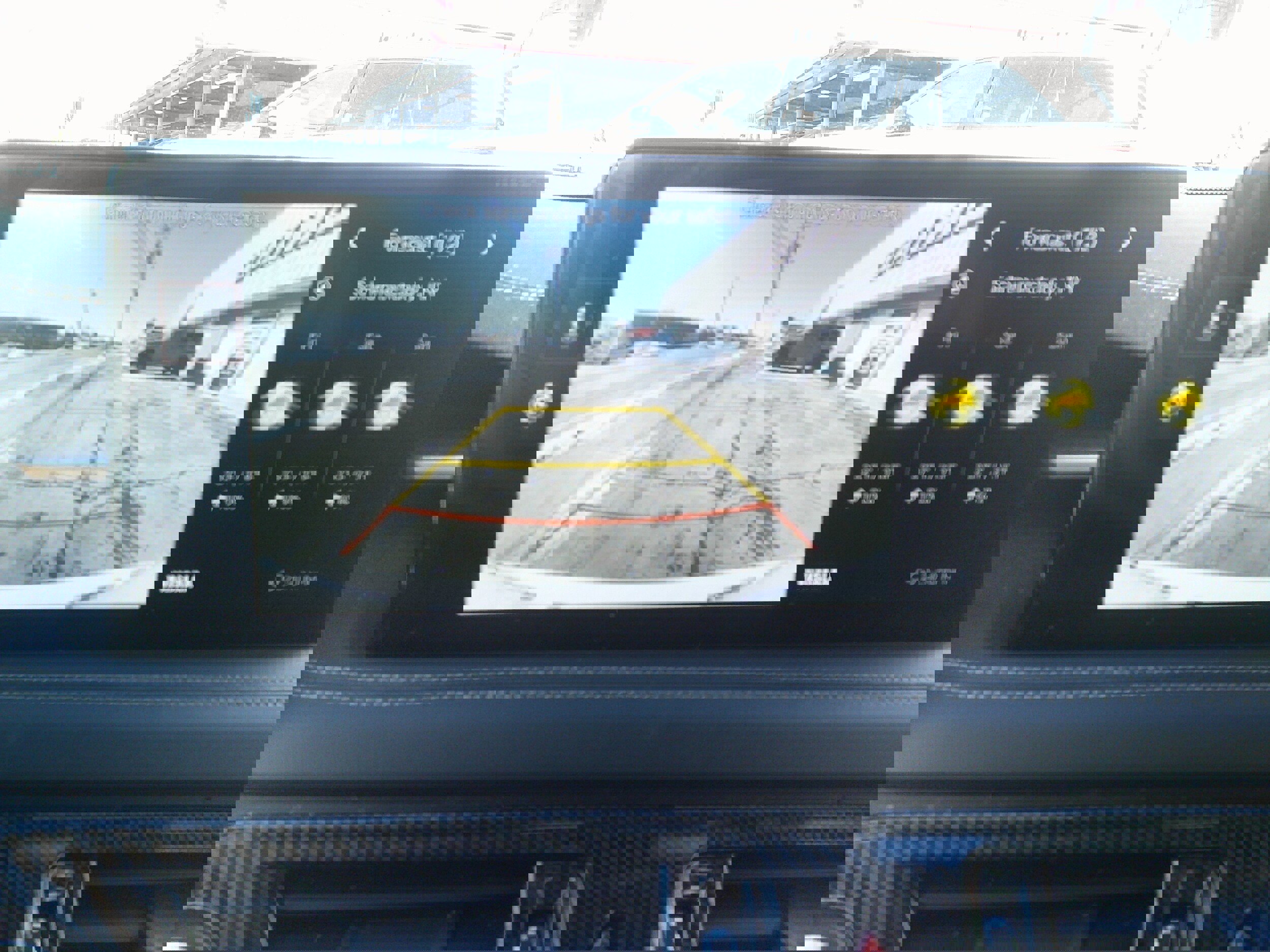 Used 2022 Genesis G70 3.3T image 27