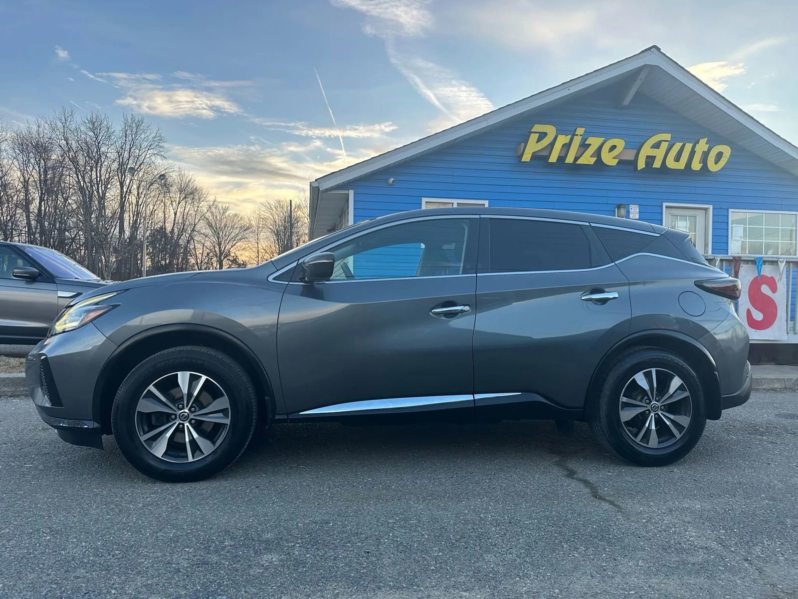 Used 2019 Nissan Murano S image 3