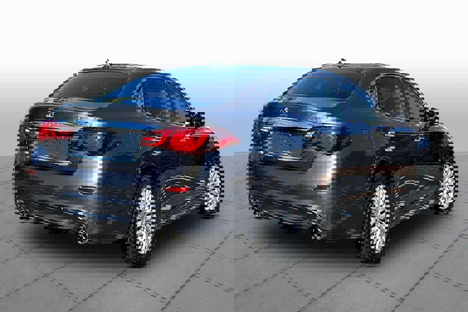 Used 2015 INFINITI Q70 L 3.7 image 13