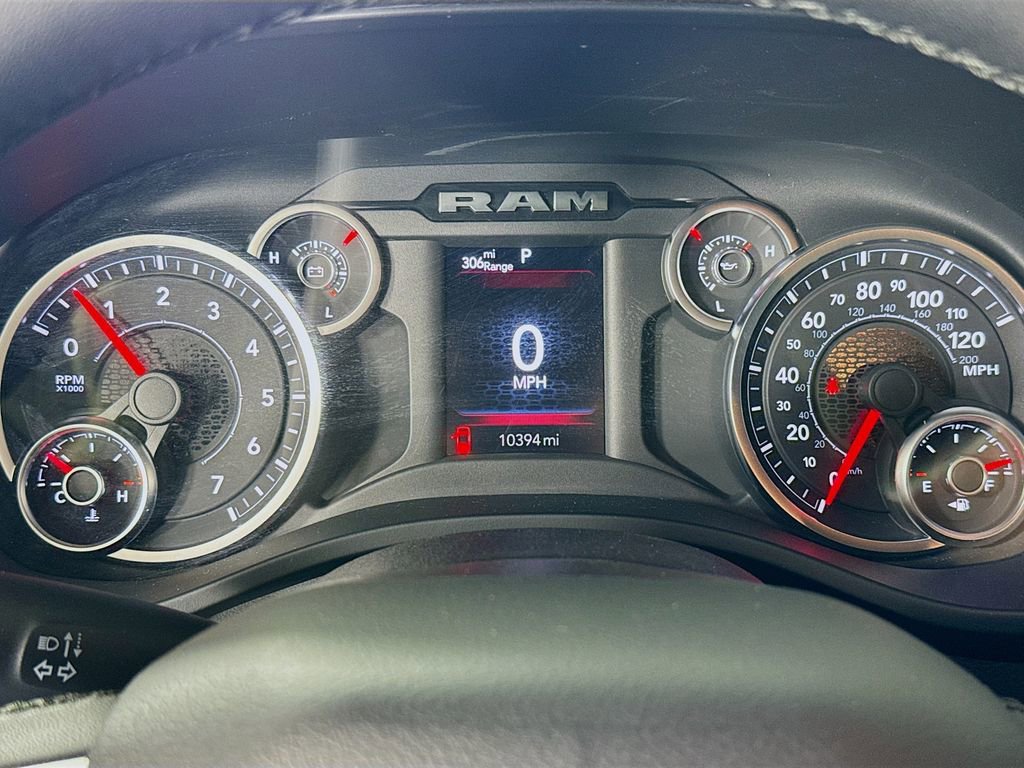 Used 2025 RAM 1500 Big Horn AWD/4WD image 12
