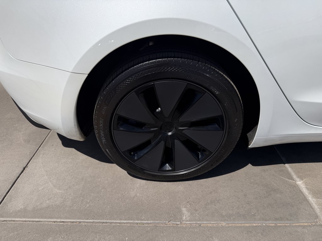Used 2025 Tesla Model 3 Long Range RWD image 15