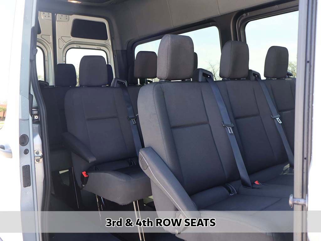 Used 2024 Mercedes-Benz Sprinter 2500 image 3