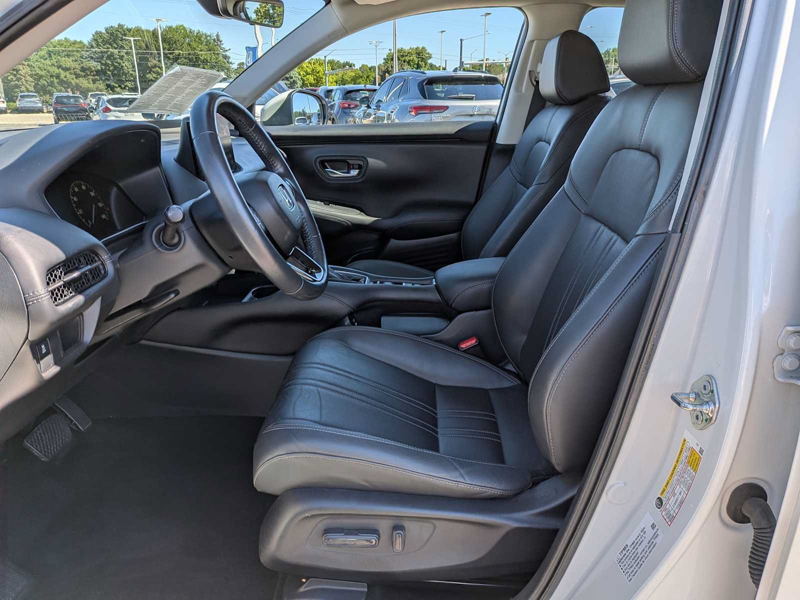 Certified 2024 Honda HR-V EX-L image 15