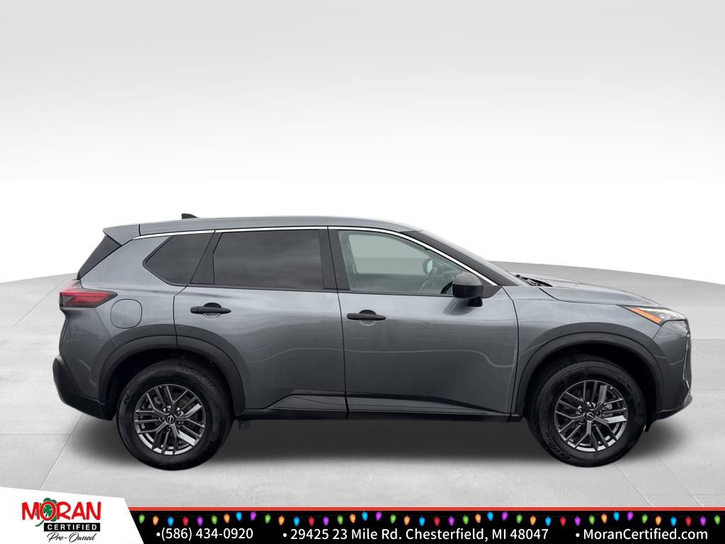 Used 2023 Nissan Rogue S image 6