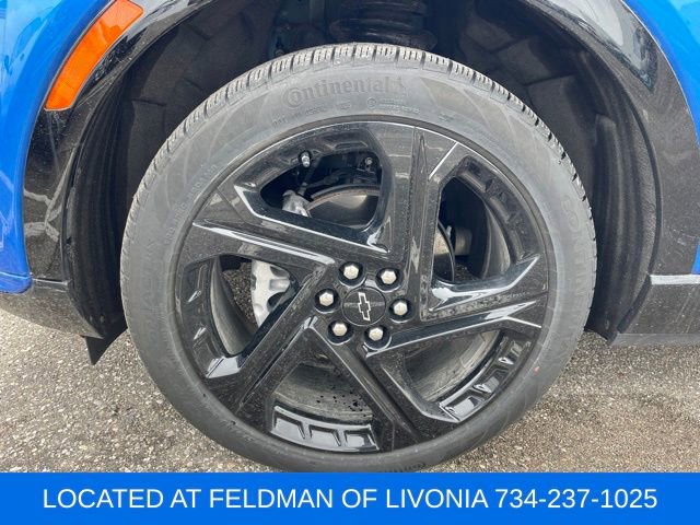 Used 2025 Chevrolet Equinox EV RS w/ Convenience Package II image 5