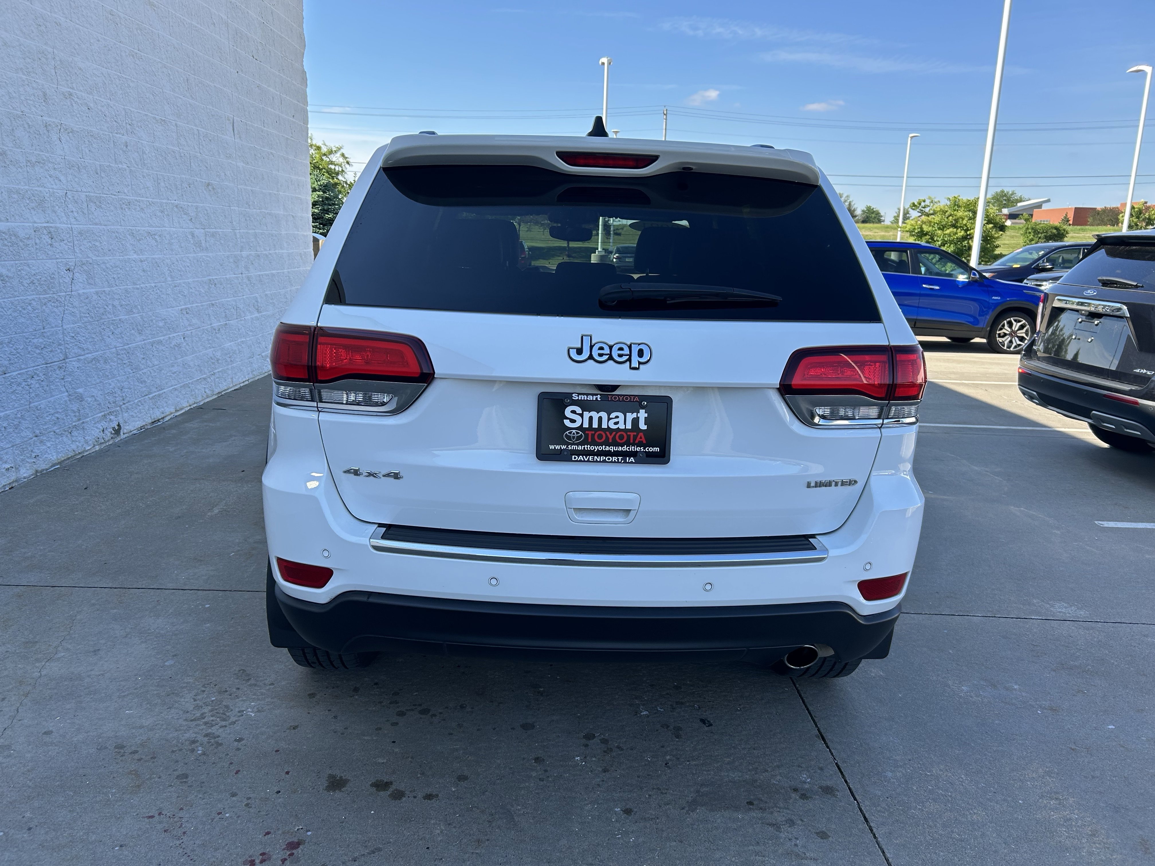 Used 2021 Jeep Grand Cherokee Limited AWD/4WD image 5