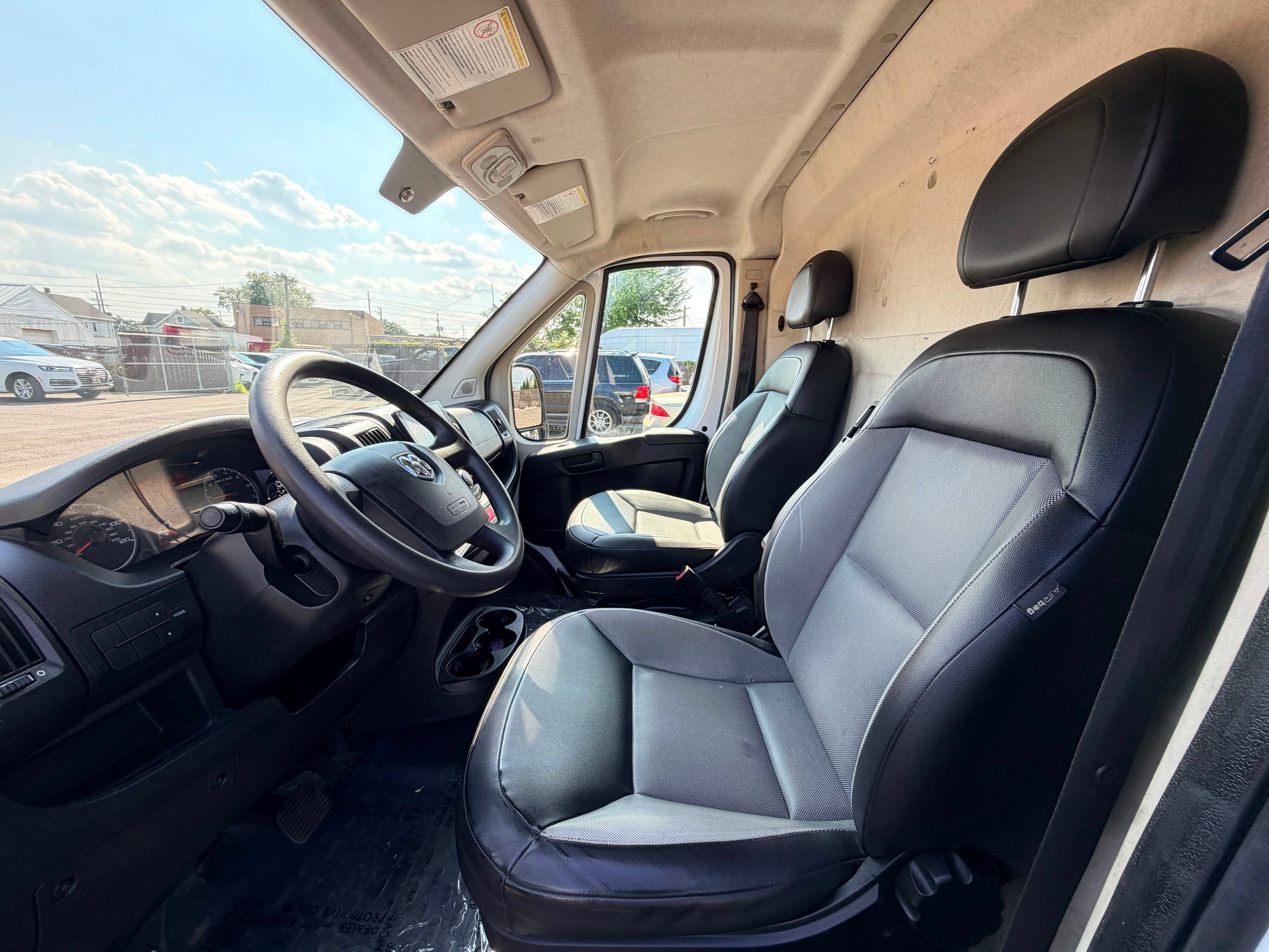 Used 2017 RAM ProMaster 2500 FWD image 13