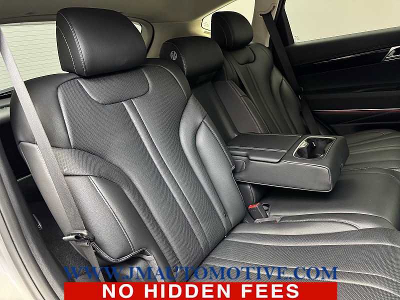 Used 2025 Genesis GV80 2.5T Standard AWD/4WD image 19