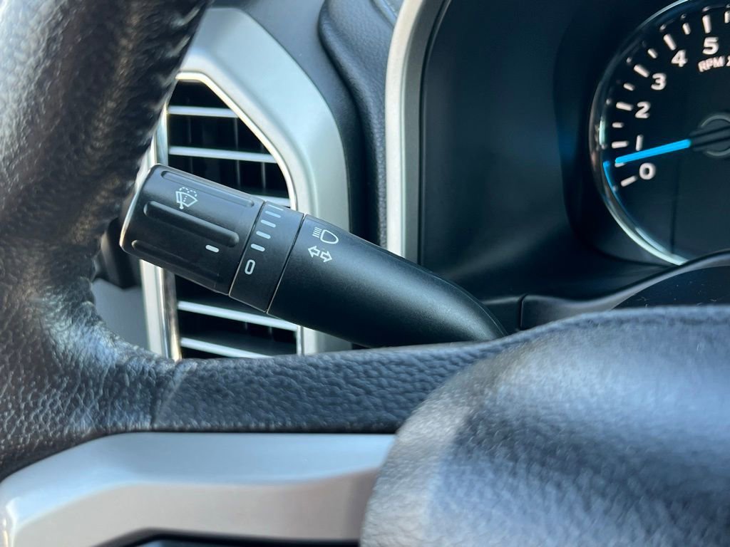 Used 2015 Ford F150 Lariat image 36