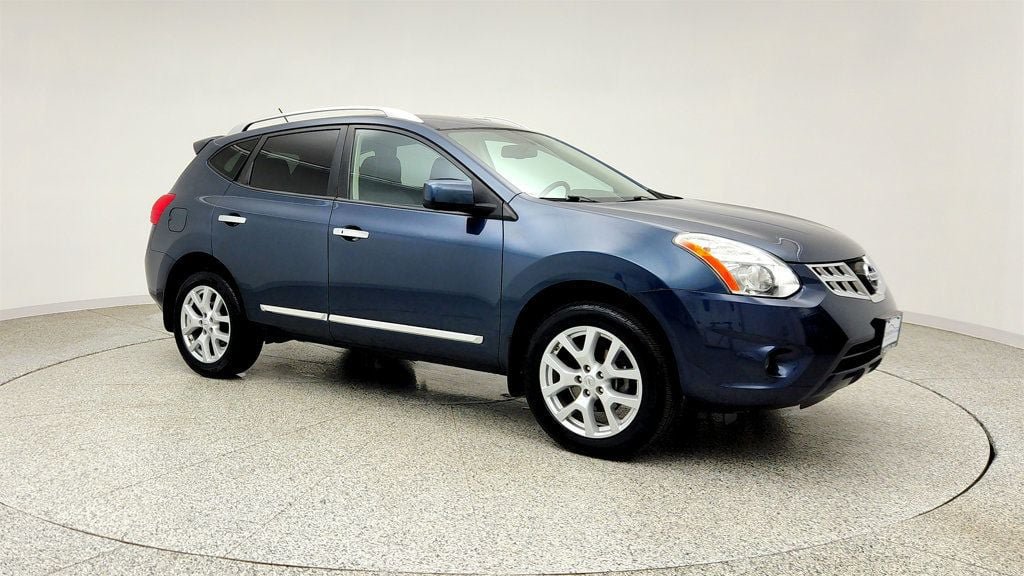 Used 2013 Nissan Rogue SL AWD/4WD image 3