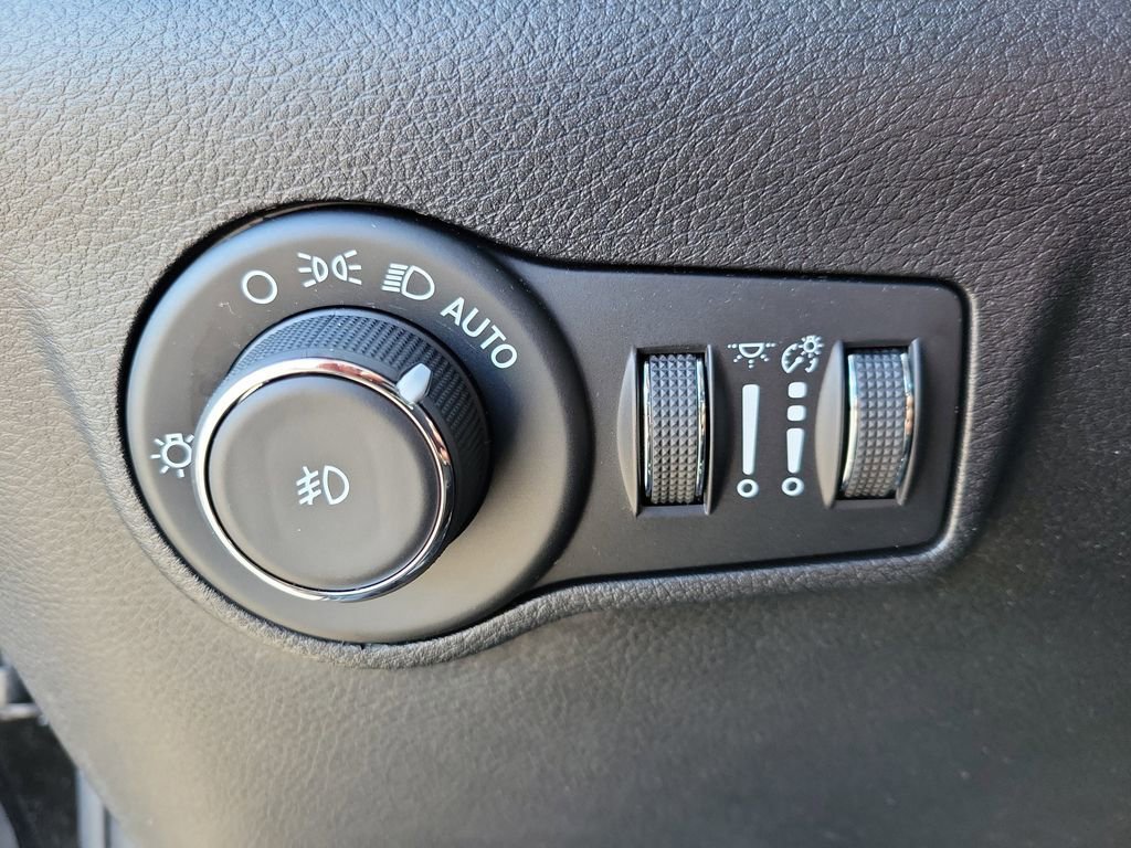 Used 2022 Jeep Compass Limited w/ Elite Group AWD/4WD image 23