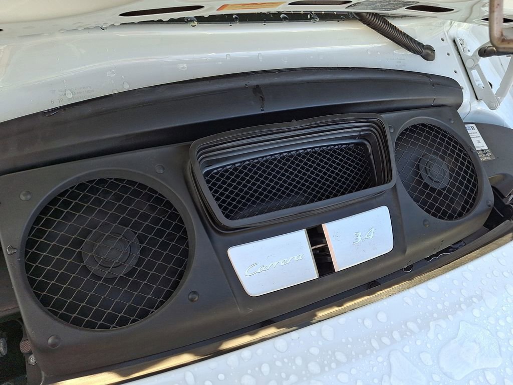 Used 2015 Porsche 911 Carrera 4 image 27