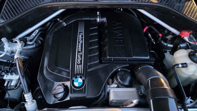 Used 2018 BMW X5 sDrive35i w/ M Sport Package image 61