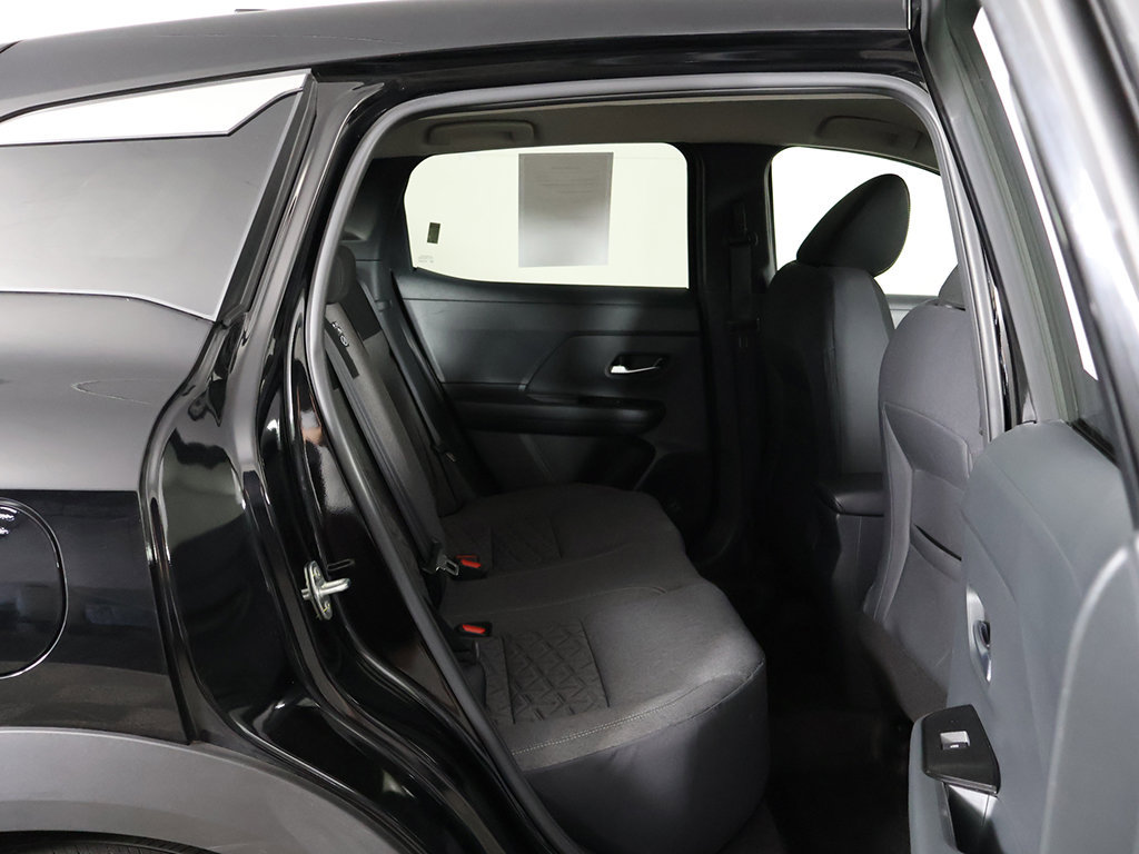 Used 2025 Nissan Kicks SV AWD/4WD image 31