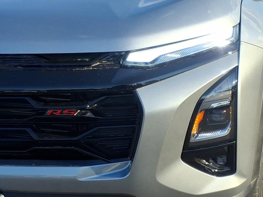 New 2026 Chevrolet Equinox RS w/ Convenience Package III FWD image 7