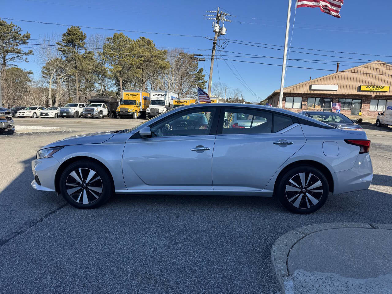 Used 2022 Nissan Altima 2.5 SV image 5