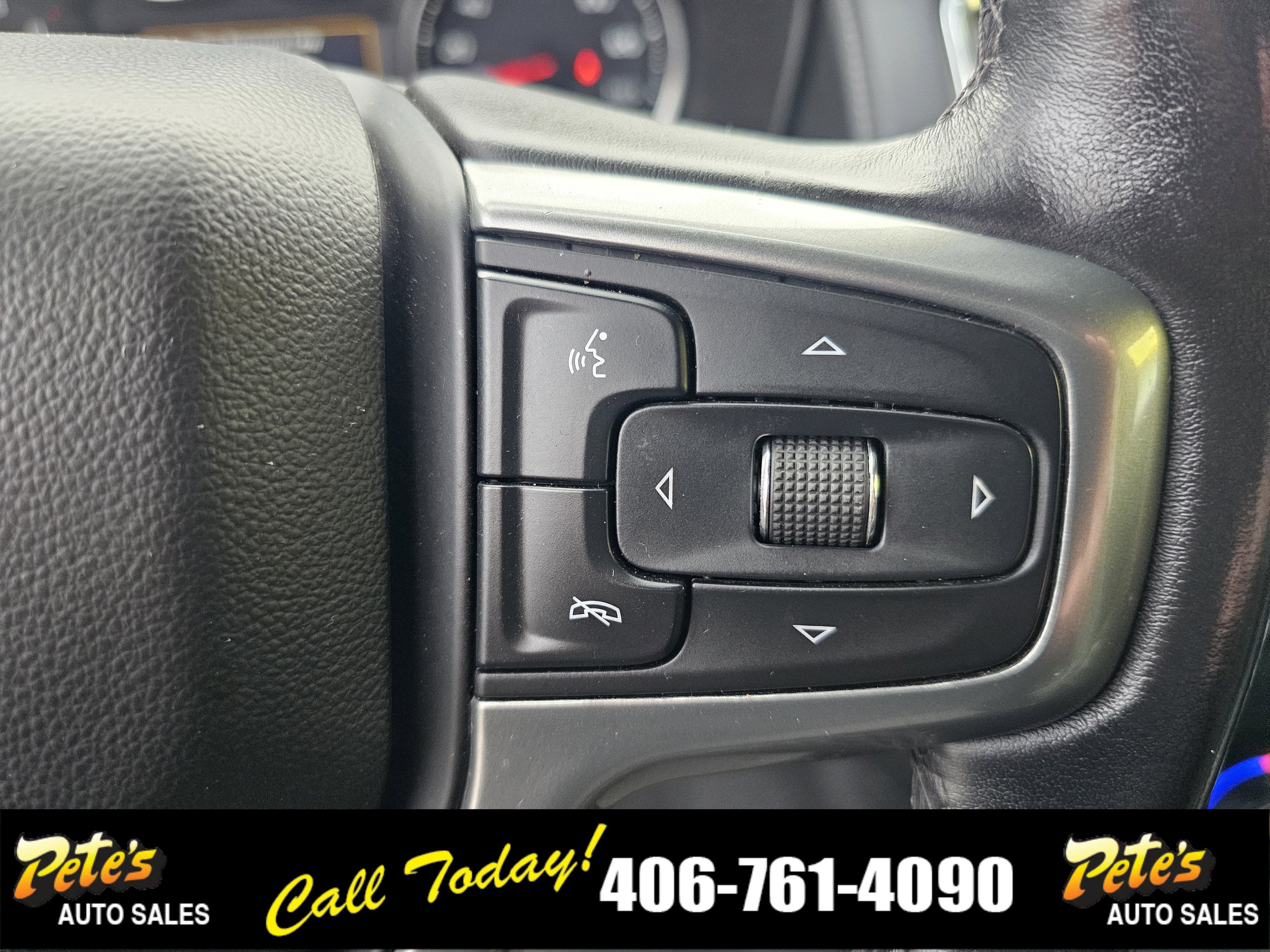 Used 2022 Chevrolet Suburban LS AWD/4WD image 31