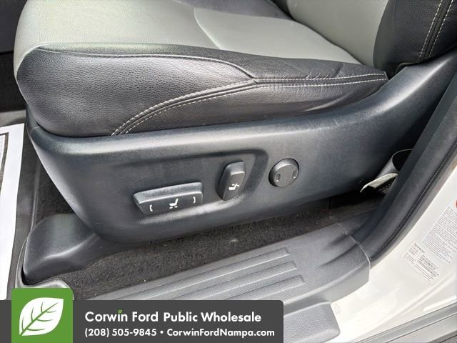 Used 2016 Toyota 4Runner SR5 Premium image 26